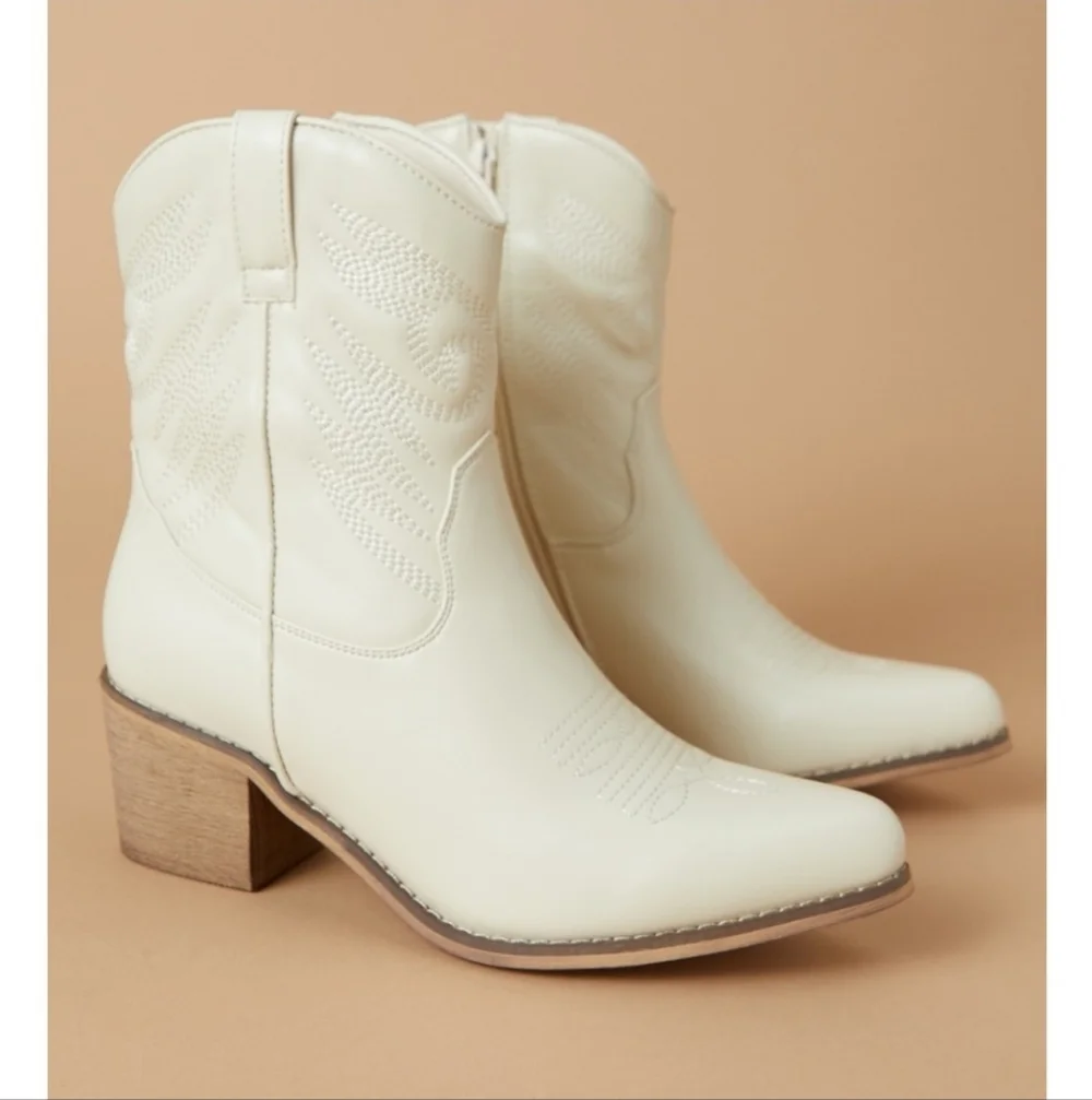 Altar’d State Remy Mini Western Ankle Boots Size 8 - Picture 3 of 13